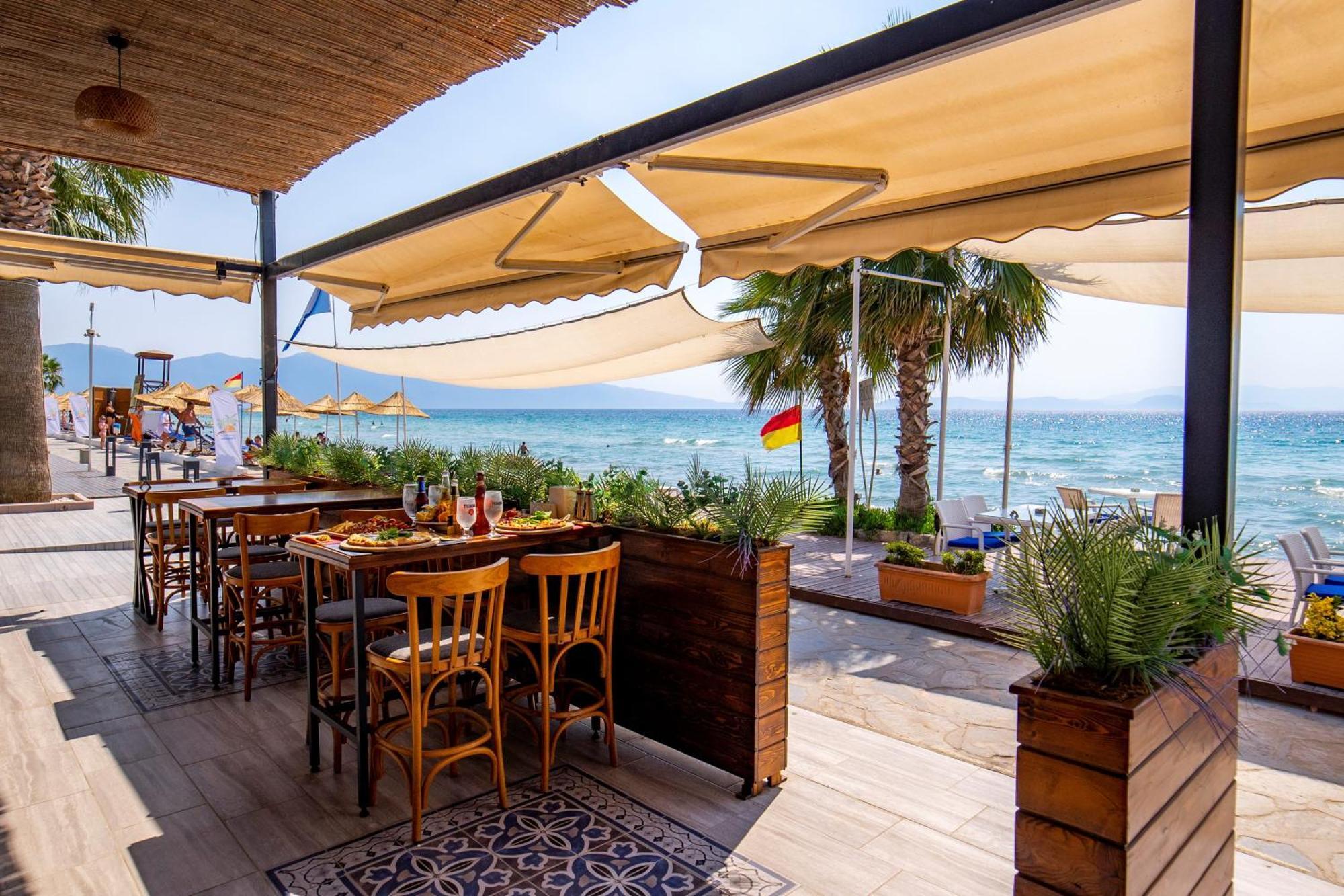 Risus Beach Resort Hotel Kusadasi Exterior photo
